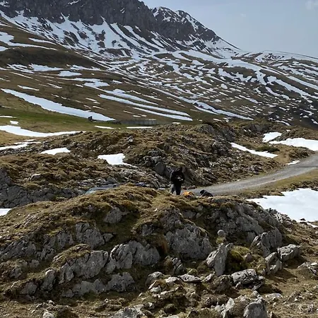 Le Petit Monrepos Avec Bain Nordique Apartmán *