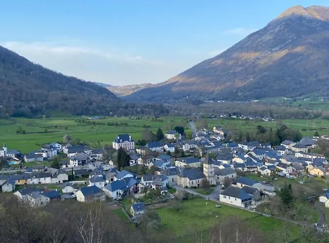 Le Petit Monrepos Avec Bain Nordique Apartamento *